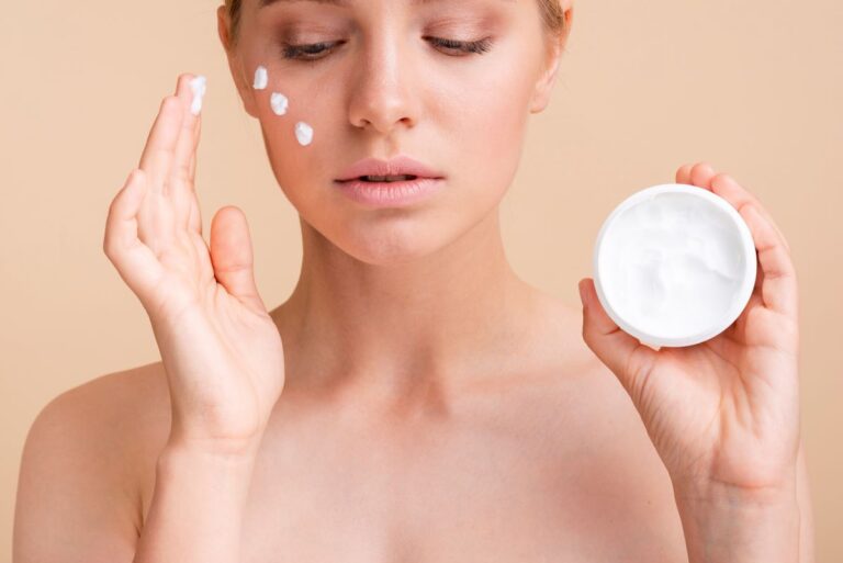Skinbusteri ili krema za lice – šta je bolje za vašu kožu?